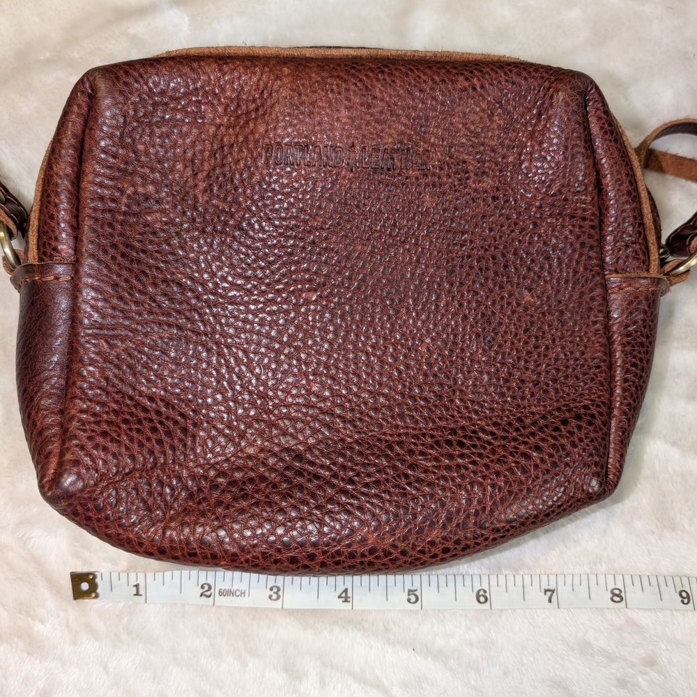 Portland Leather Brown Crossbody Bag - Picture 3 of 5